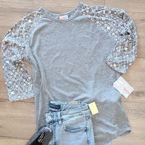 NWT's - LULAROE baseball tee - Randy style - grey with multi - size S